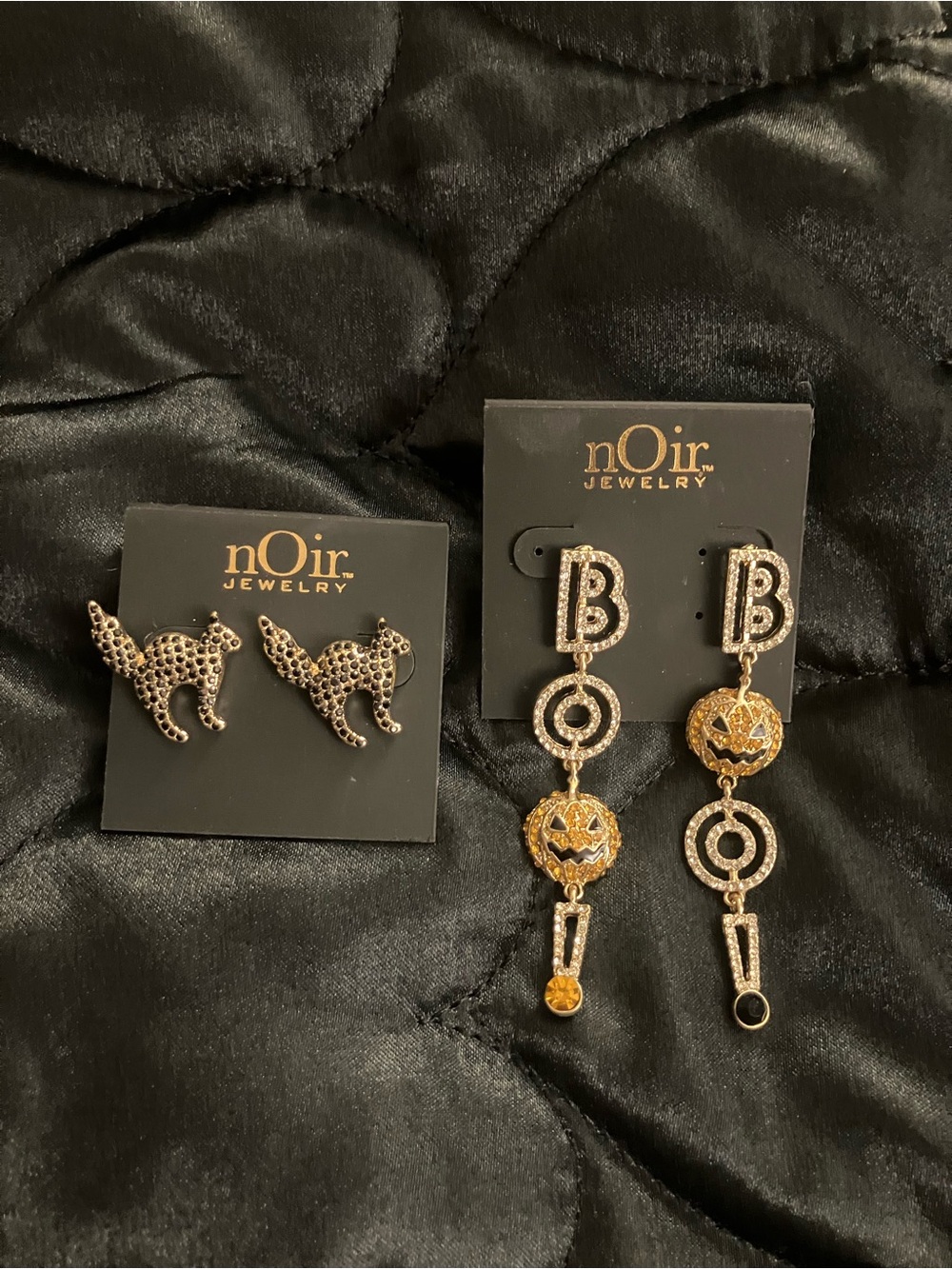 nOir Jewelry Gold and Black Halloween Cat and Jack-o'-Lantern Earrings Set of 2